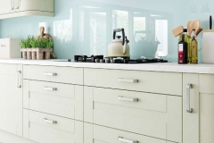 windsor-shaker-mussel-kitchen-cabinets